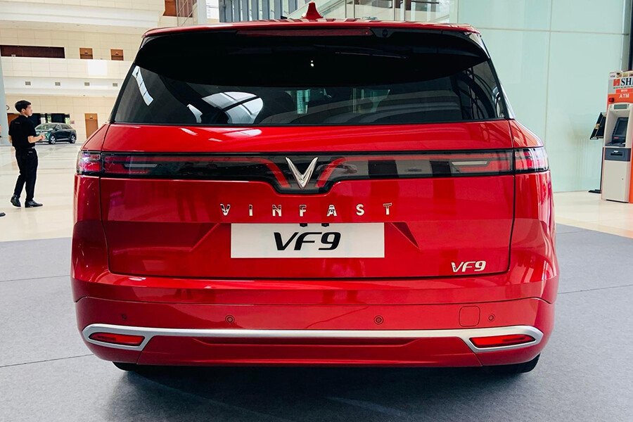 vinfast vf9 plus 7